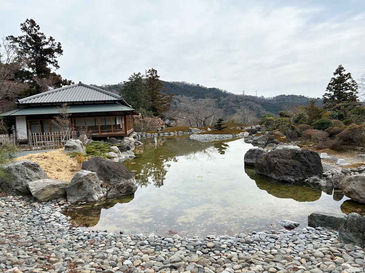 神峯山（かぶさん）大門寺 池