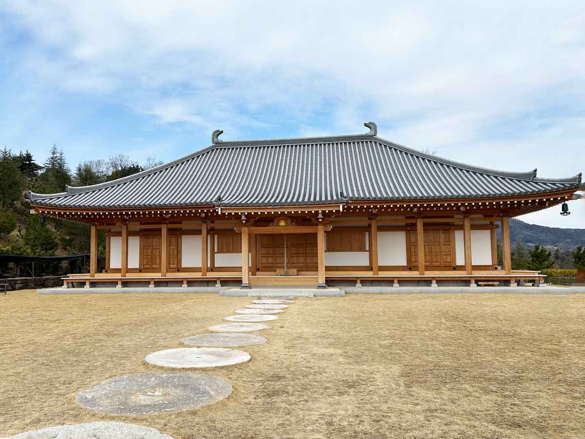 神峯山（かぶさん）大門寺 本堂