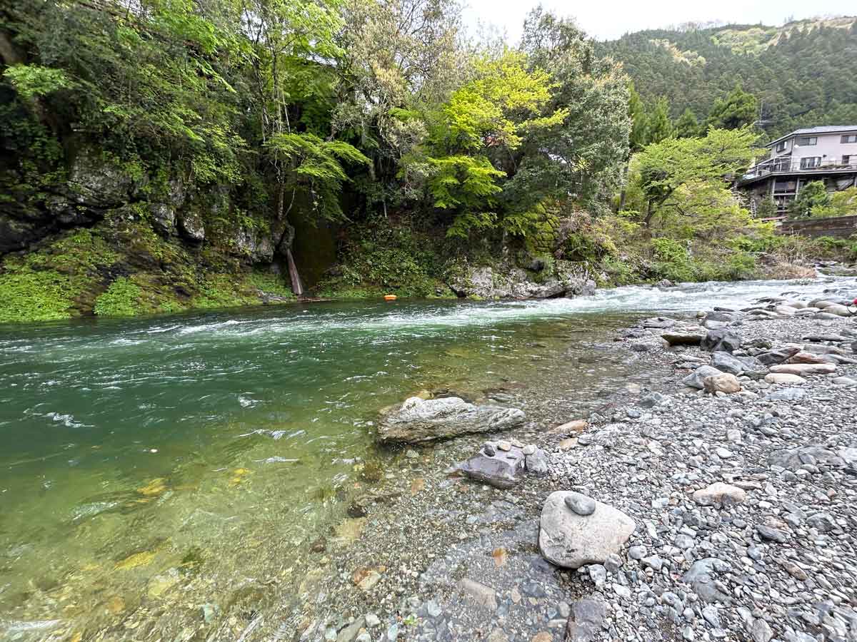 みたらい渓谷での川遊び
