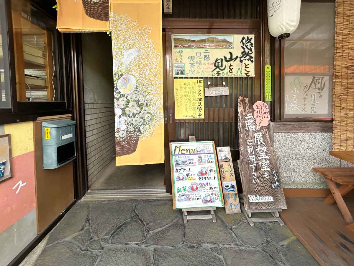 古民家カフェ2階の入り口