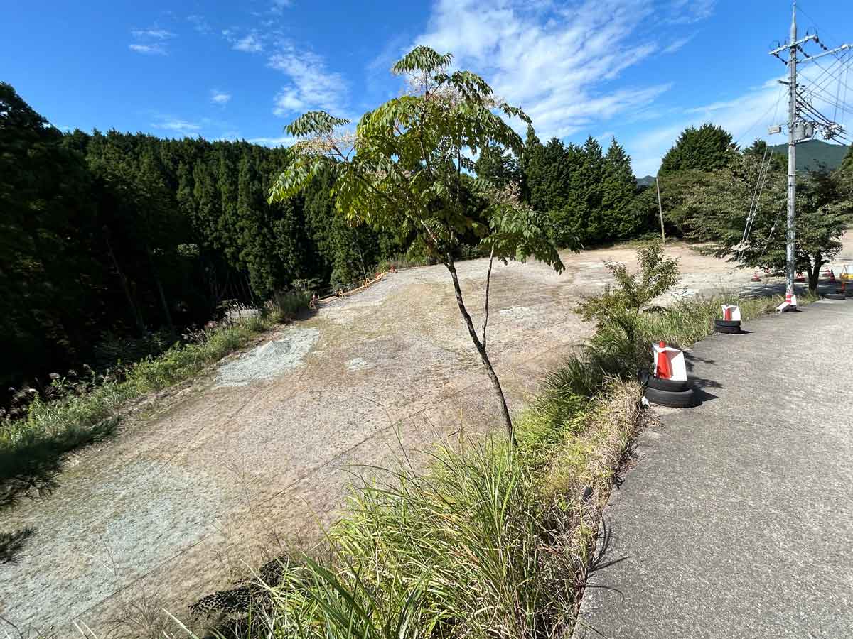 第二駐車場(西側)