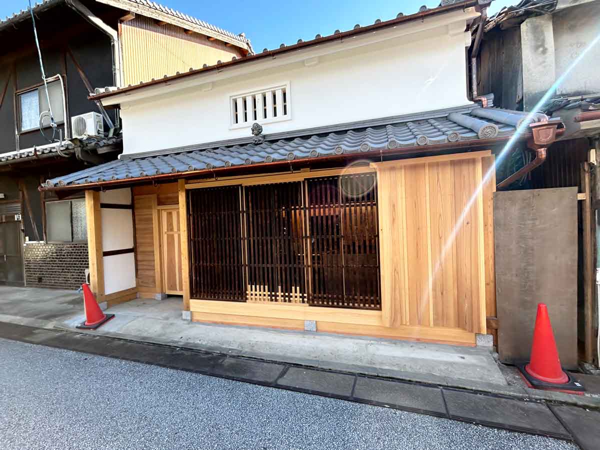 あえてのパッチワーク?いえ、たぶん必然の芸術です