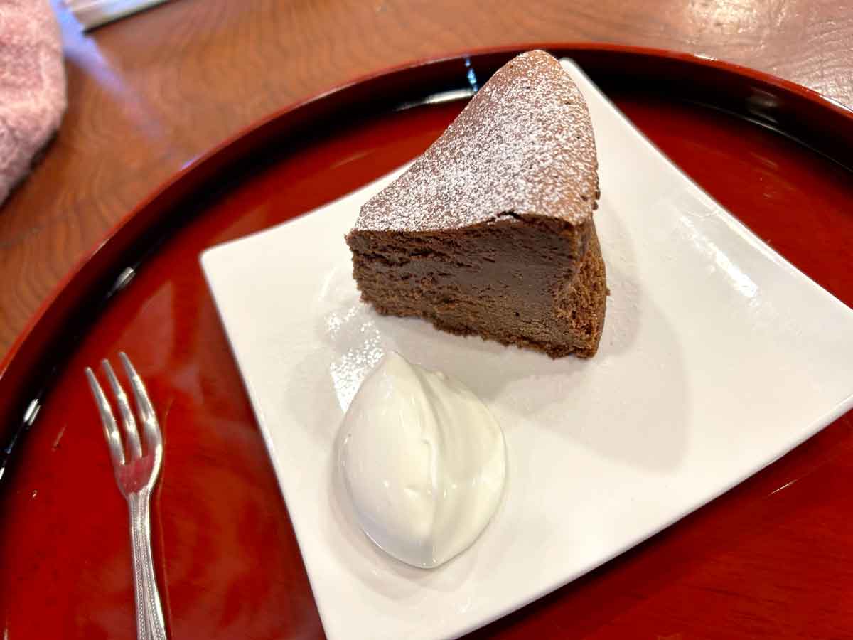 チョコレートケーキ