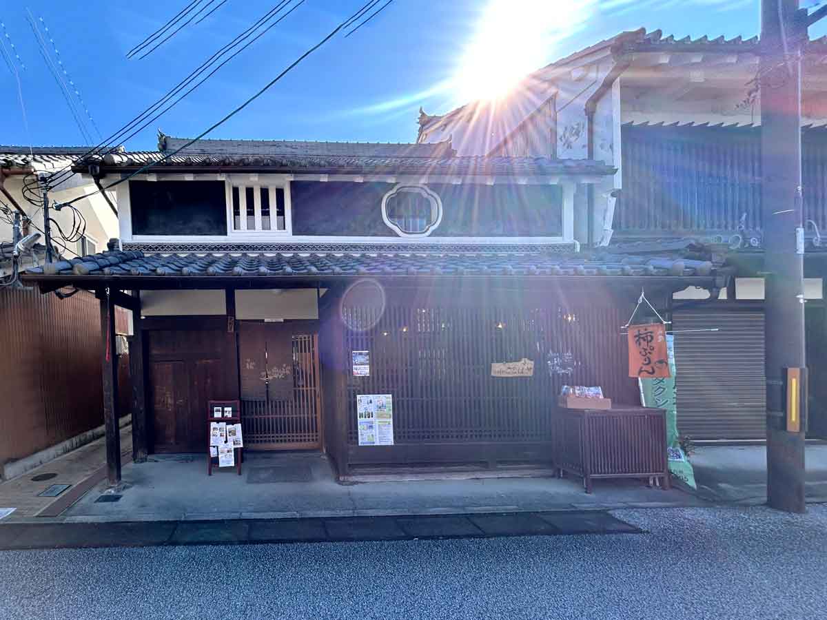 カフェことほぎ正面